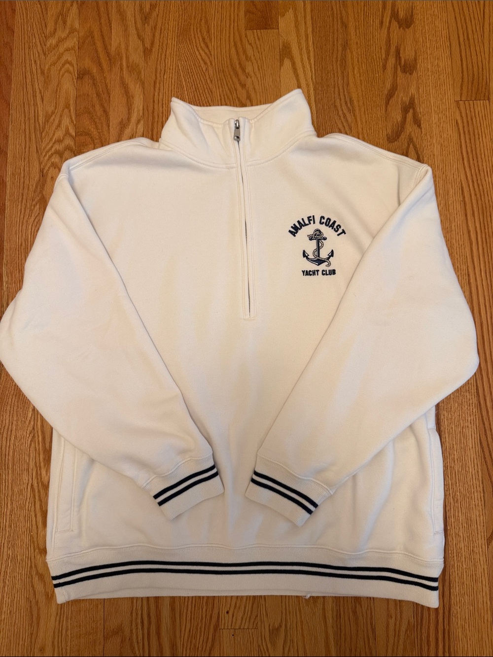 Abercrombie & Fitch Off-White Half-Zip Sweatshirt with Navy Trim